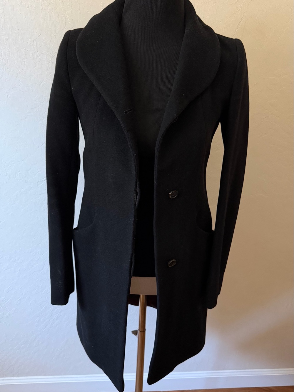 Aritzia Wilfred Black virgin wool and cashmere Coat with Shawl Collar